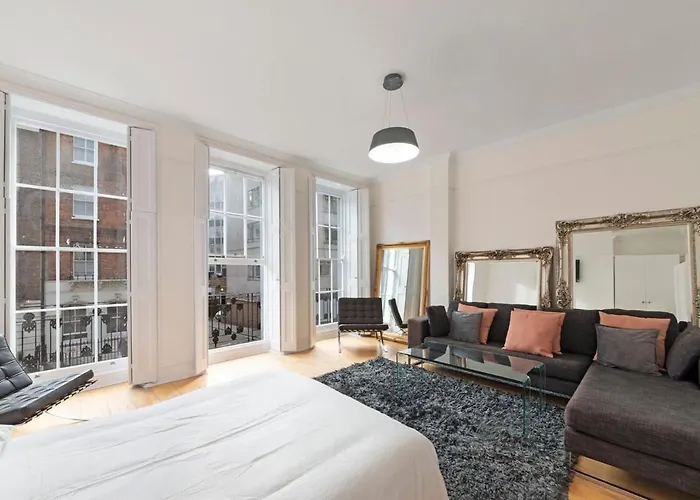 Exclusive Mayfair Apartment Suite Sleeps 4 People